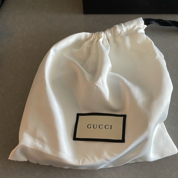 Gucci Authentic GG MARMONT WIDE BELT (75/30) - Picture 5 of 8